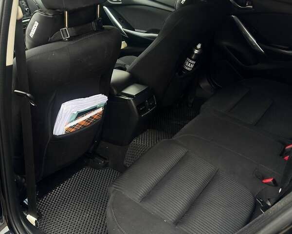 Черный Мазда 6, объемом двигателя 2.49 л и пробегом 198 тыс. км за 11500 $, фото 3 на Automoto.ua