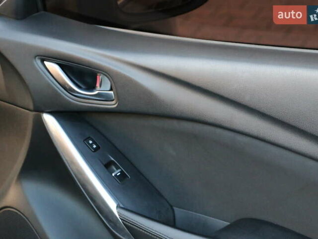 Черный Мазда 6, объемом двигателя 2.5 л и пробегом 179 тыс. км за 11700 $, фото 14 на Automoto.ua