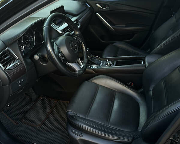 Черный Мазда 6, объемом двигателя 2.5 л и пробегом 200 тыс. км за 15600 $, фото 8 на Automoto.ua