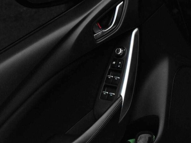 Черный Мазда 6, объемом двигателя 2.5 л и пробегом 182 тыс. км за 12999 $, фото 9 на Automoto.ua