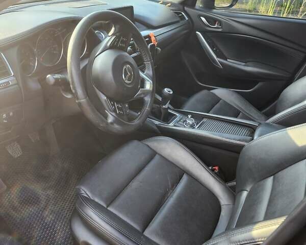 Черный Мазда 6, объемом двигателя 2.49 л и пробегом 232 тыс. км за 12000 $, фото 18 на Automoto.ua