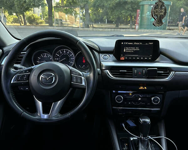 Черный Мазда 6, объемом двигателя 2.5 л и пробегом 200 тыс. км за 15600 $, фото 7 на Automoto.ua