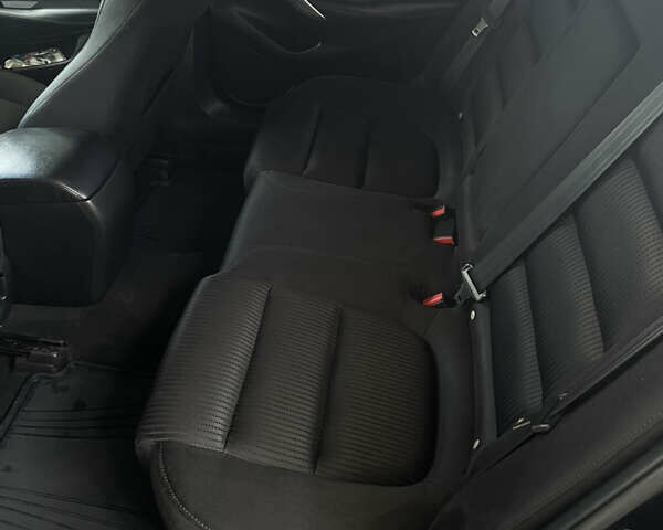 Черный Мазда 6, объемом двигателя 2.49 л и пробегом 217 тыс. км за 10900 $, фото 10 на Automoto.ua