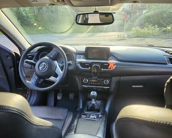 Черный Мазда 6, объемом двигателя 2.49 л и пробегом 232 тыс. км за 12000 $, фото 13 на Automoto.ua