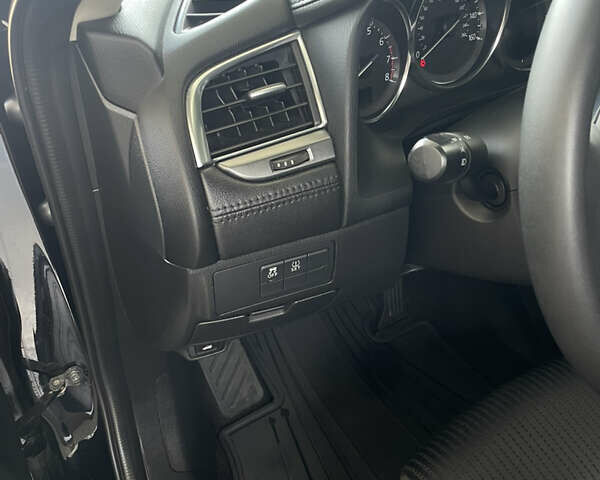 Черный Мазда 6, объемом двигателя 2.49 л и пробегом 217 тыс. км за 10900 $, фото 15 на Automoto.ua