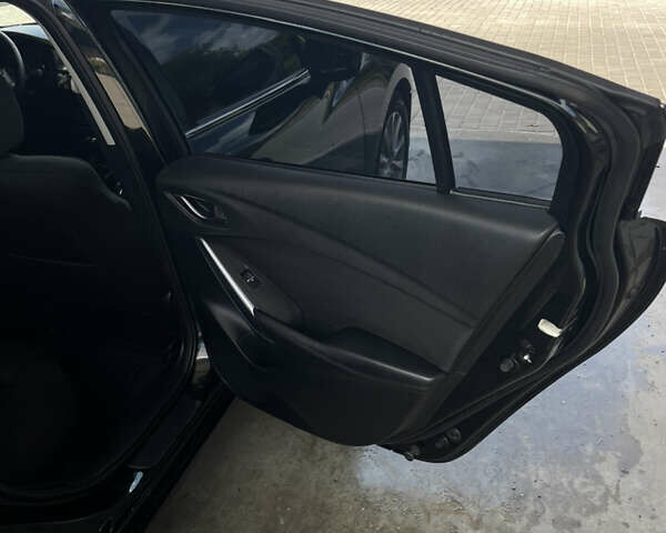 Черный Мазда 6, объемом двигателя 2.49 л и пробегом 217 тыс. км за 10900 $, фото 9 на Automoto.ua