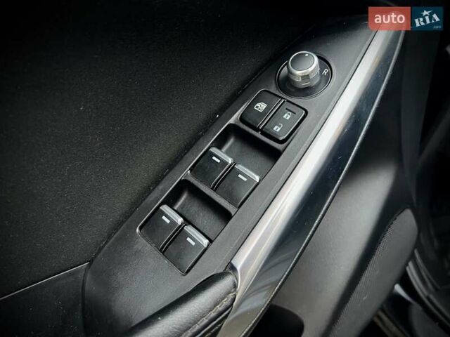 Чорний Мазда 6, об'ємом двигуна 2.49 л та пробігом 180 тис. км за 10700 $, фото 28 на Automoto.ua