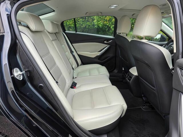 Чорний Мазда 6, об'ємом двигуна 2.5 л та пробігом 72 тис. км за 6400 $, фото 13 на Automoto.ua