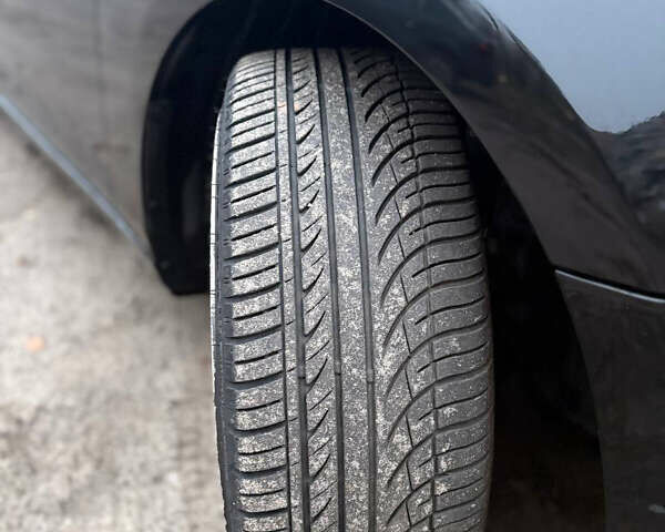 Черный Мазда 6, объемом двигателя 2.5 л и пробегом 182 тыс. км за 13500 $, фото 6 на Automoto.ua