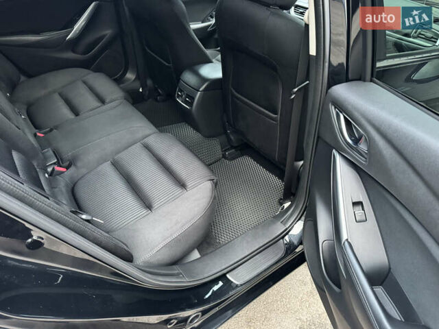 Черный Мазда 6, объемом двигателя 2.19 л и пробегом 233 тыс. км за 12900 $, фото 12 на Automoto.ua