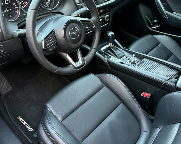 Черный Мазда 6, объемом двигателя 2.49 л и пробегом 181 тыс. км за 12500 $, фото 13 на Automoto.ua