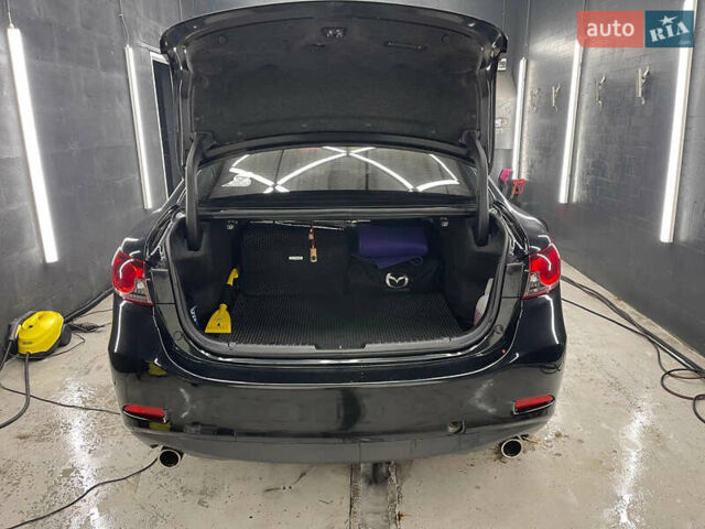 Черный Мазда 6, объемом двигателя 2.49 л и пробегом 244 тыс. км за 13500 $, фото 5 на Automoto.ua