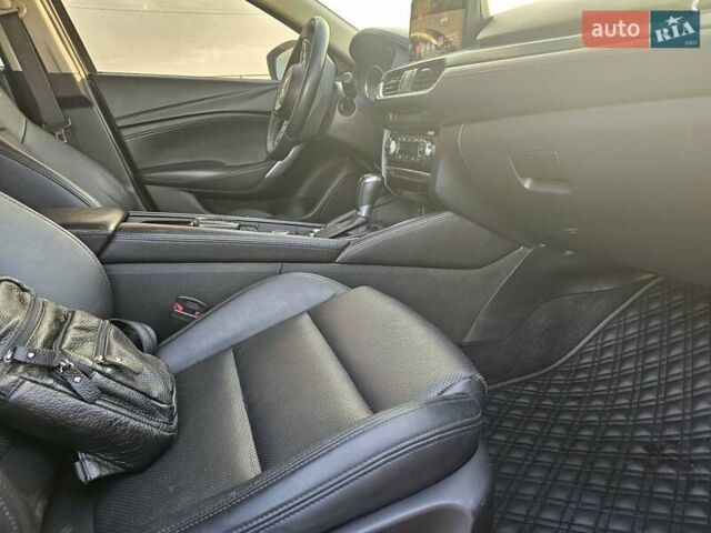 Черный Мазда 6, объемом двигателя 2.49 л и пробегом 178 тыс. км за 13600 $, фото 16 на Automoto.ua