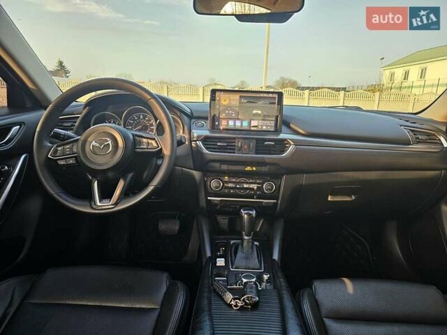 Черный Мазда 6, объемом двигателя 2.49 л и пробегом 178 тыс. км за 13600 $, фото 11 на Automoto.ua