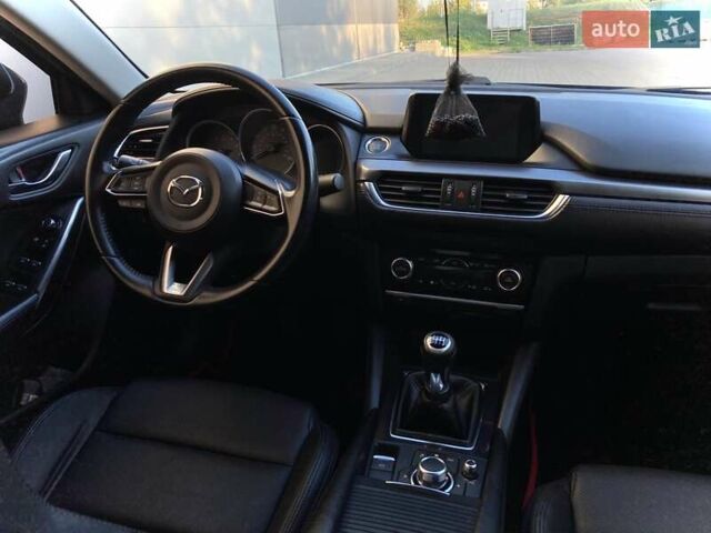Черный Мазда 6, объемом двигателя 2.5 л и пробегом 77 тыс. км за 13100 $, фото 16 на Automoto.ua