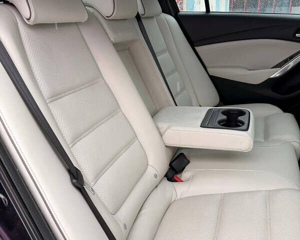 Черный Мазда 6, объемом двигателя 2.49 л и пробегом 155 тыс. км за 17000 $, фото 18 на Automoto.ua