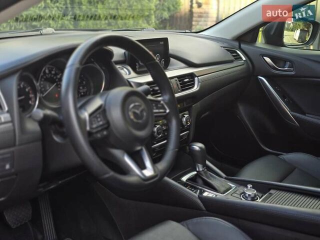 Черный Мазда 6, объемом двигателя 2.5 л и пробегом 70 тыс. км за 12800 $, фото 38 на Automoto.ua