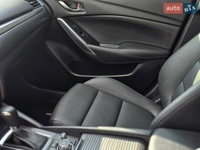 Черный Мазда 6, объемом двигателя 2.5 л и пробегом 70 тыс. км за 12800 $, фото 32 на Automoto.ua