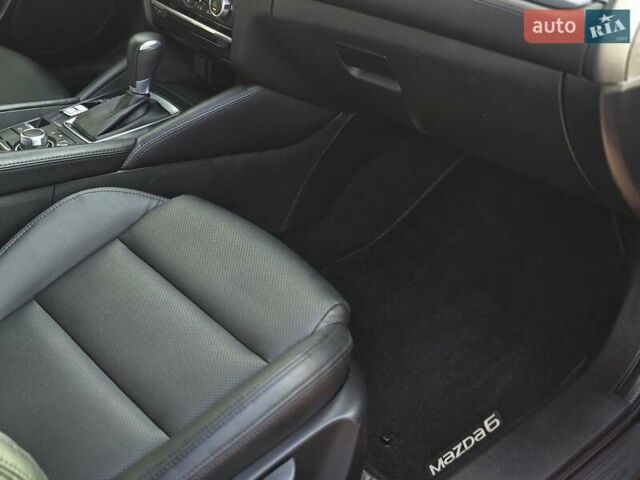 Черный Мазда 6, объемом двигателя 2.5 л и пробегом 70 тыс. км за 12800 $, фото 21 на Automoto.ua