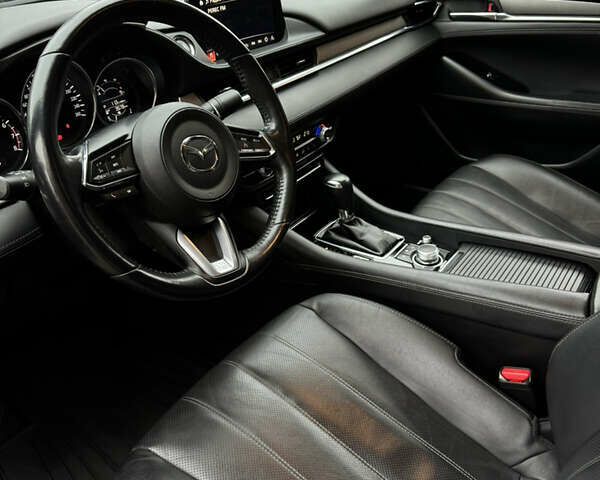 Черный Мазда 6, объемом двигателя 2.5 л и пробегом 70 тыс. км за 18900 $, фото 21 на Automoto.ua