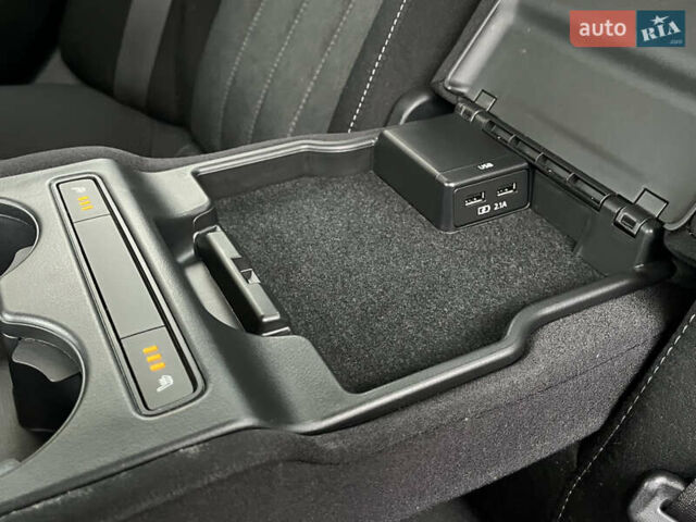 Черный Мазда 6, объемом двигателя 2 л и пробегом 92 тыс. км за 17999 $, фото 54 на Automoto.ua