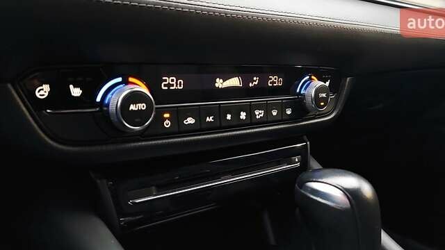 Черный Мазда 6, объемом двигателя 2.49 л и пробегом 71 тыс. км за 20000 $, фото 25 на Automoto.ua