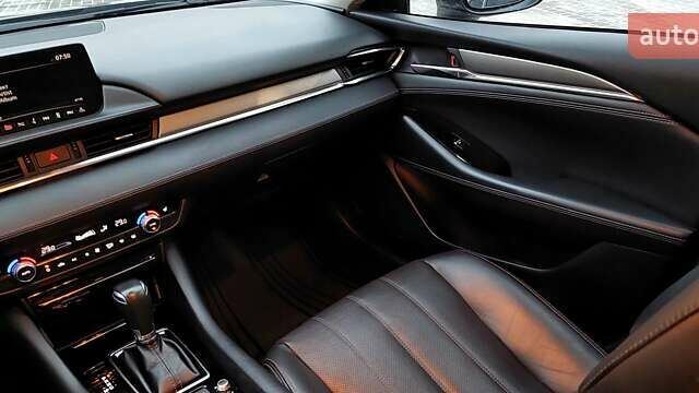 Черный Мазда 6, объемом двигателя 2.49 л и пробегом 71 тыс. км за 20000 $, фото 15 на Automoto.ua