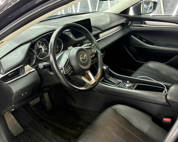 Черный Мазда 6, объемом двигателя 2.49 л и пробегом 84 тыс. км за 20000 $, фото 5 на Automoto.ua