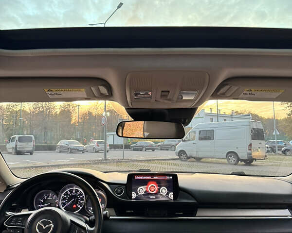 Мазда 6 2019 у Харкові на Automoto.ua Чорний Мазда 6, об'ємом двигуна 2.49 л та пробігом 155 тис. км за 15800 $, фото 10 на Automoto.ua