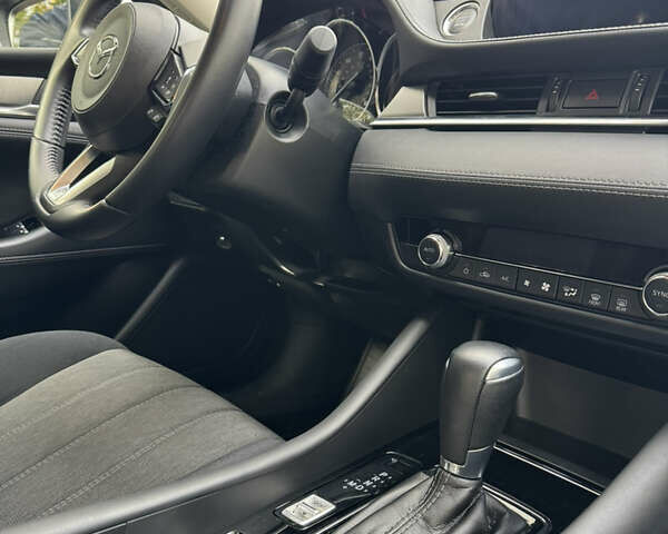 Мазда 6 2019 в Луцке на Automoto.ua Черный Мазда 6, объемом двигателя 2.49 л и пробегом 55 тыс. км за 18000 $, фото 16 на Automoto.ua