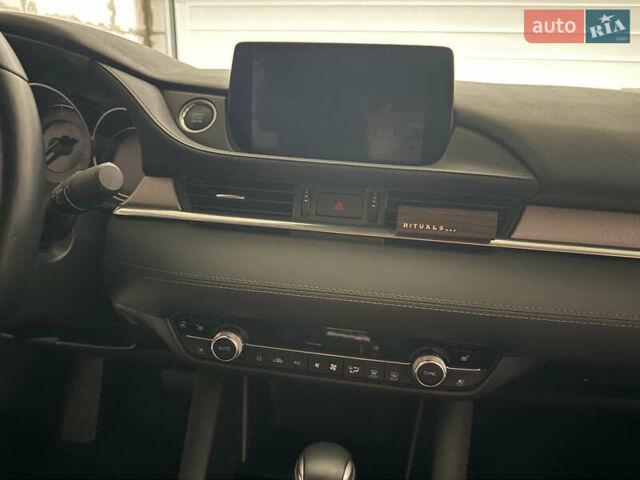 Черный Мазда 6, объемом двигателя 2.49 л и пробегом 64 тыс. км за 21999 $, фото 13 на Automoto.ua