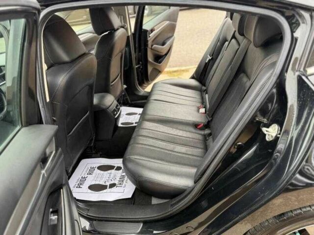 Чорний Мазда 6, об'ємом двигуна 2.5 л та пробігом 34 тис. км за 4200 $, фото 7 на Automoto.ua