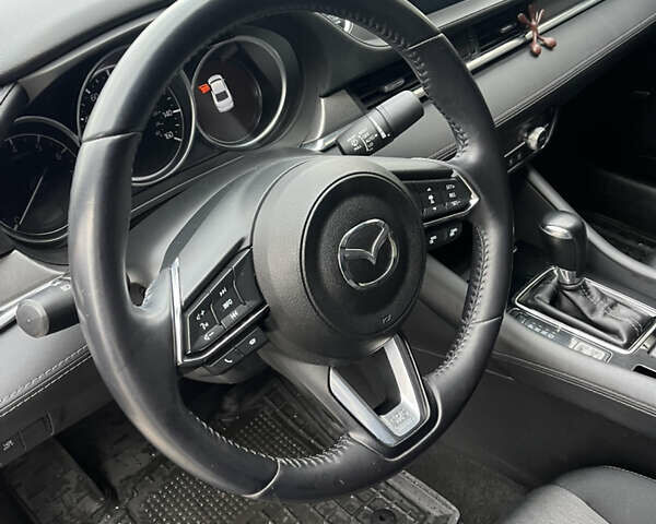 Черный Мазда 6, объемом двигателя 2.5 л и пробегом 90 тыс. км за 19888 $, фото 12 на Automoto.ua