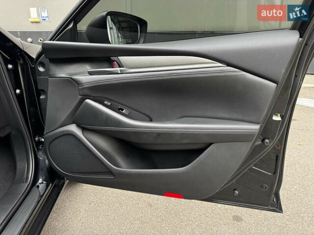 Чорний Мазда 6, об'ємом двигуна 2.5 л та пробігом 50 тис. км за 19900 $, фото 15 на Automoto.ua