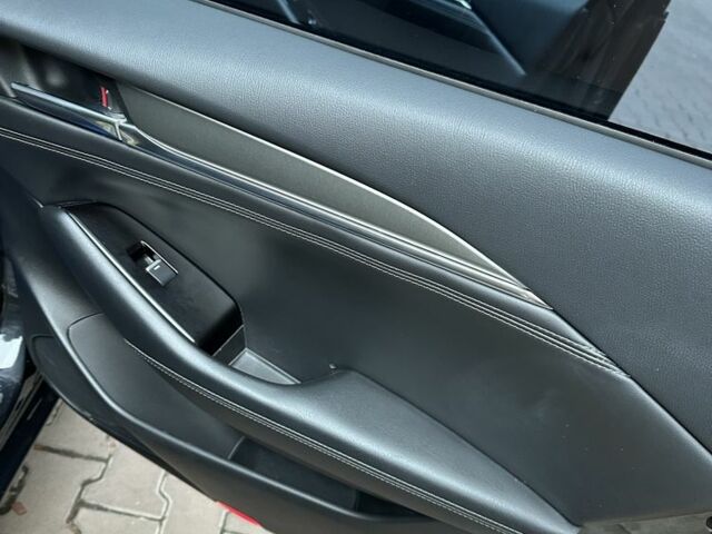 Чорний Мазда 6, об'ємом двигуна 2.5 л та пробігом 47 тис. км за 18700 $, фото 6 на Automoto.ua