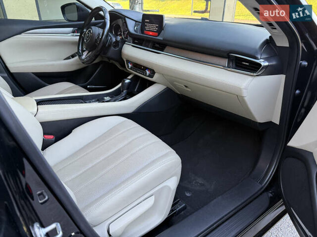 Черный Мазда 6, объемом двигателя 2.5 л и пробегом 58 тыс. км за 20200 $, фото 11 на Automoto.ua