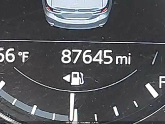 Черный Мазда 6, объемом двигателя 2.5 л и пробегом 87 тыс. км за 14000 $, фото 14 на Automoto.ua