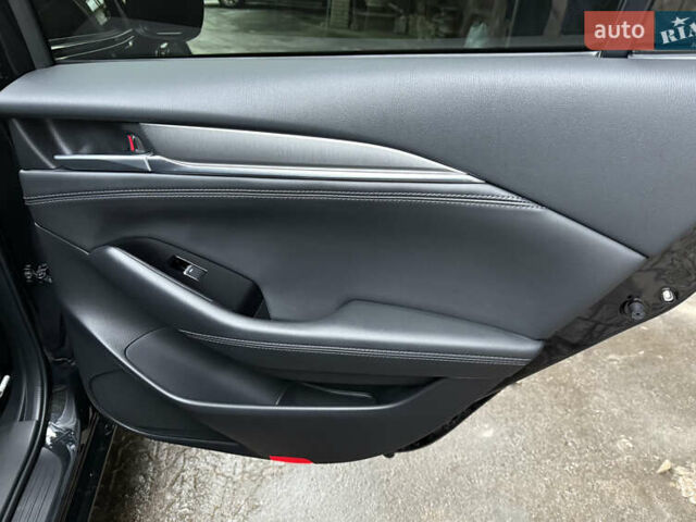 Чорний Мазда 6, об'ємом двигуна 2 л та пробігом 44 тис. км за 24500 $, фото 35 на Automoto.ua