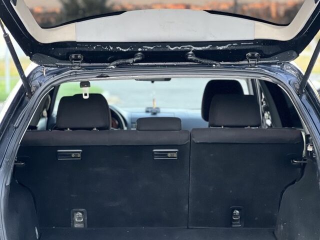 Черный Мазда 6, объемом двигателя 2 л и пробегом 296 тыс. км за 3399 $, фото 17 на Automoto.ua