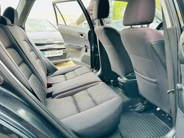 Черный Мазда 6, объемом двигателя 1.8 л и пробегом 299 тыс. км за 3899 $, фото 12 на Automoto.ua