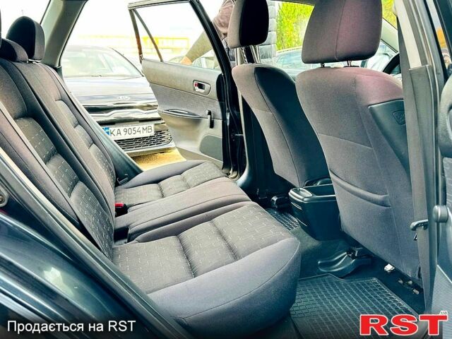 Мазда 6 2003 в Харькове на Automoto.ua Черный Мазда 6, объемом двигателя 1.8 л и пробегом 299 тыс. км за 3900 $, фото 9 на Automoto.ua