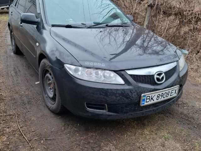 Черный Мазда 6, объемом двигателя 2 л и пробегом 362 тыс. км за 2601 $, фото 7 на Automoto.ua