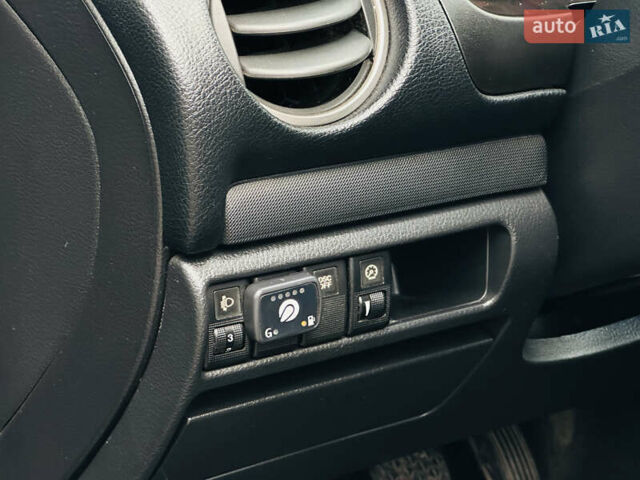 Мазда 6 2003 в Харькове на Automoto.ua Черный Мазда 6, объемом двигателя 1.8 л и пробегом 295 тыс. км за 3900 $, фото 34 на Automoto.ua