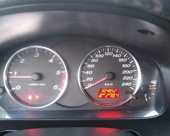 Черный Мазда 6, объемом двигателя 2 л и пробегом 250 тыс. км за 3800 $, фото 13 на Automoto.ua