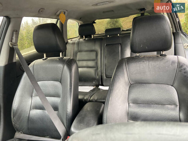 Чорний Мазда 6, об'ємом двигуна 2 л та пробігом 250 тис. км за 2000 $, фото 6 на Automoto.ua