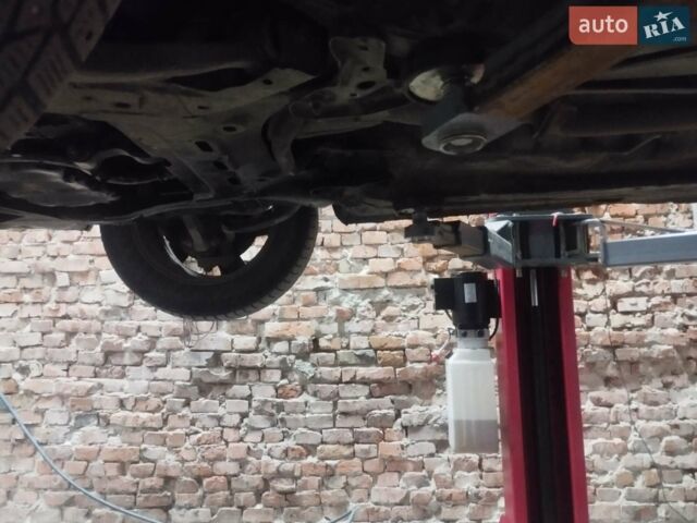 Чорний Мазда 6, об'ємом двигуна 2 л та пробігом 390 тис. км за 2850 $, фото 27 на Automoto.ua