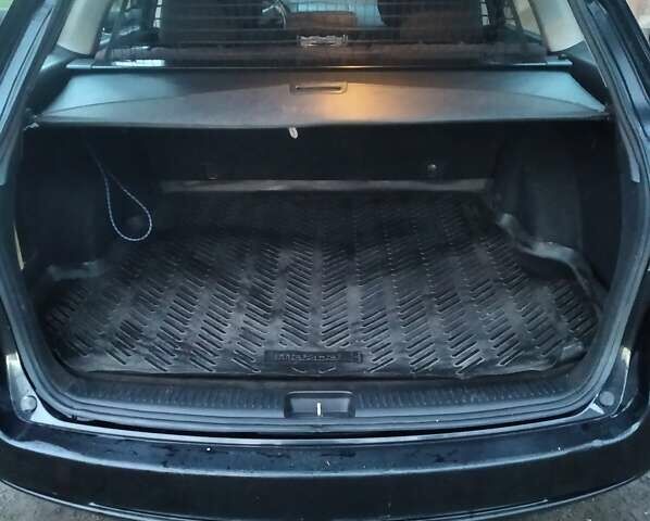 Черный Мазда 6, объемом двигателя 2 л и пробегом 250 тыс. км за 3800 $, фото 2 на Automoto.ua