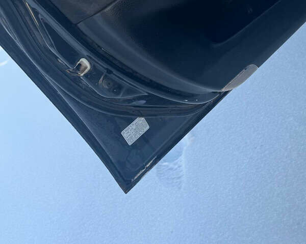 Черный Мазда 6, объемом двигателя 1.8 л и пробегом 237 тыс. км за 3400 $, фото 22 на Automoto.ua