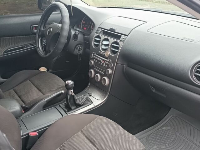 Чорний Мазда 6, об'ємом двигуна 2 л та пробігом 320 тис. км за 3600 $, фото 7 на Automoto.ua