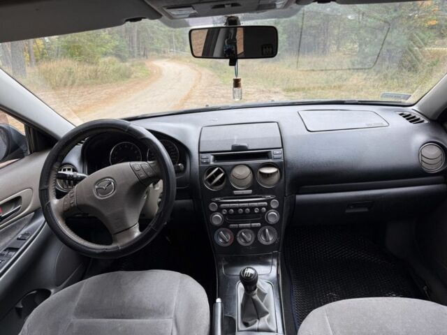 Чорний Мазда 6, об'ємом двигуна 1.8 л та пробігом 245 тис. км за 1750 $, фото 10 на Automoto.ua